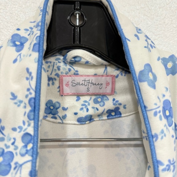 Sweet Honey Women’s Floral Robe Size Small - Picture 3 of 4